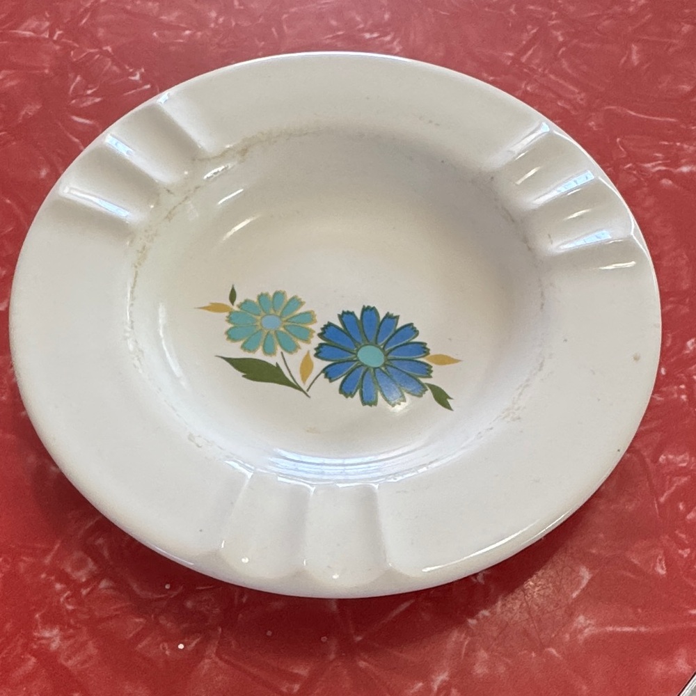 1960’s ashtray Salem China Company - vintage